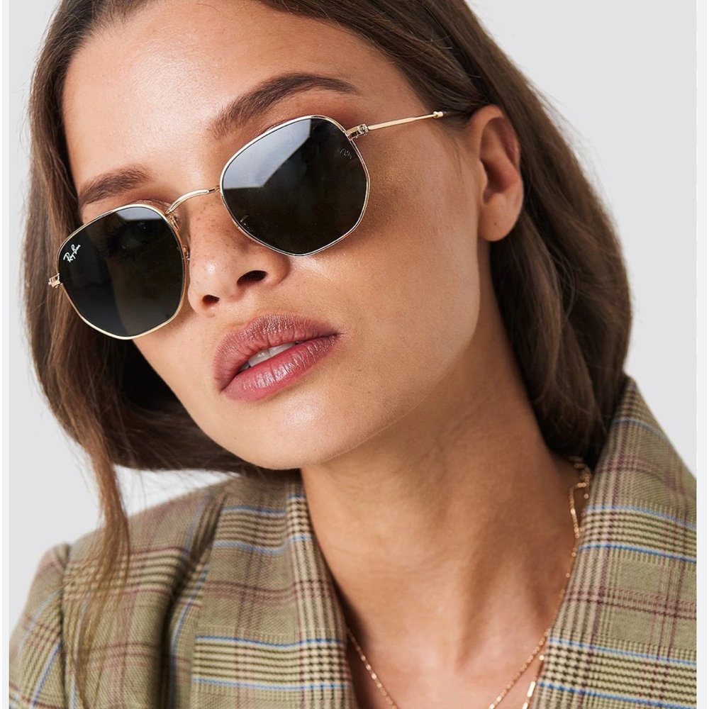 Ray-Ban Hexagonal Flat Sunglasses